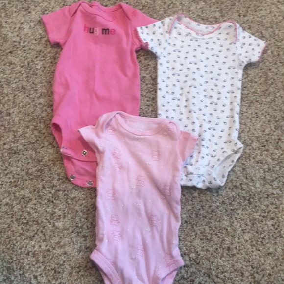 MISC Onesie lot - Picture 4 of 5
